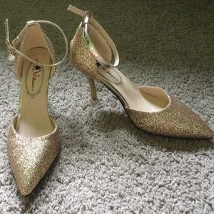 Gold glitter heels